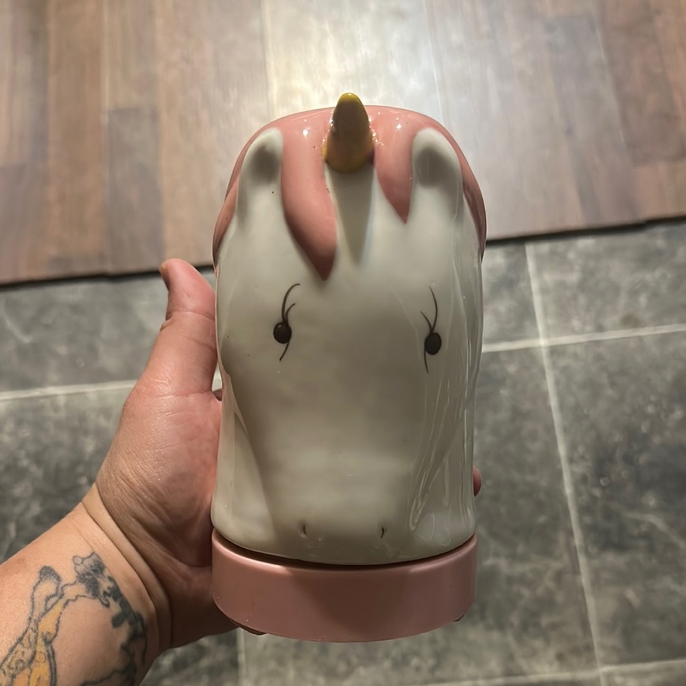 Light up Pink and White Unicorn diffuser